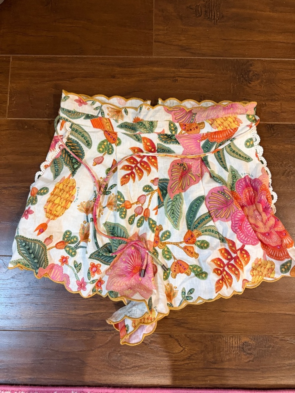 Floral Scallop-Trim Women's Shorts - White with Pink & Orange Print
